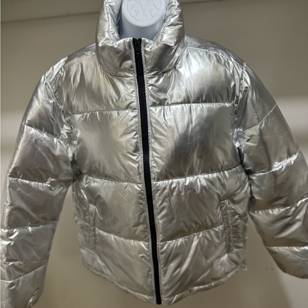 Super cute sliver puffer jacket